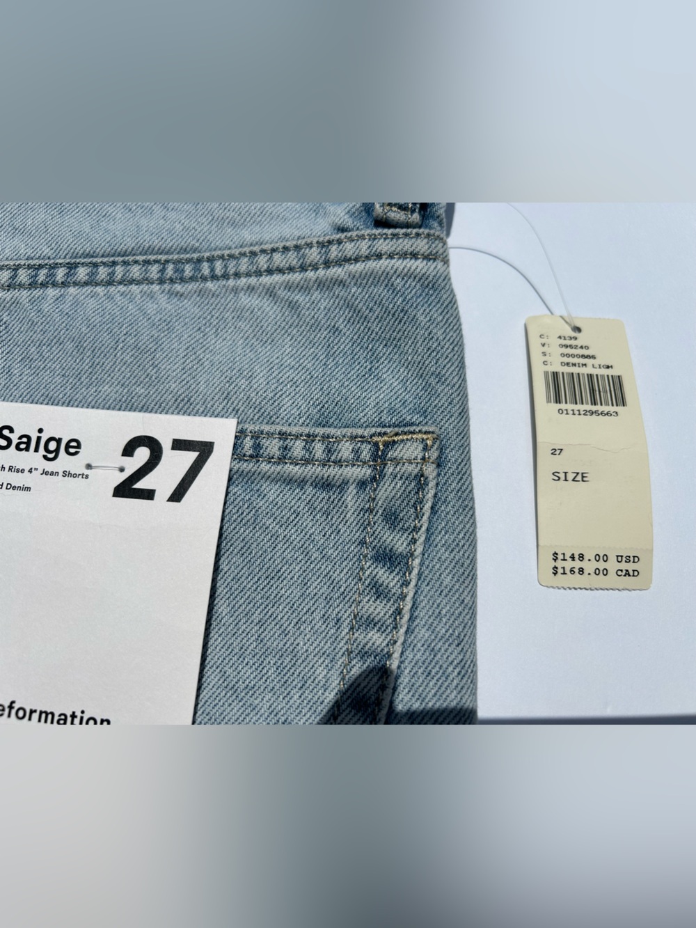 NWT🌷(27) Reformation Saige High-Rise Denim Shorts - Picture 9 of 13